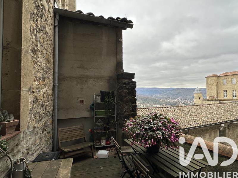 Appartement - 136 m² - 6 pièces