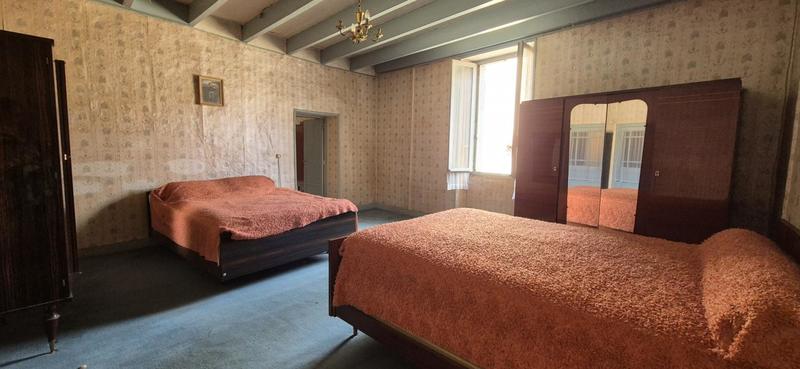 Maison en pierre - 115 m² - 4 pièces