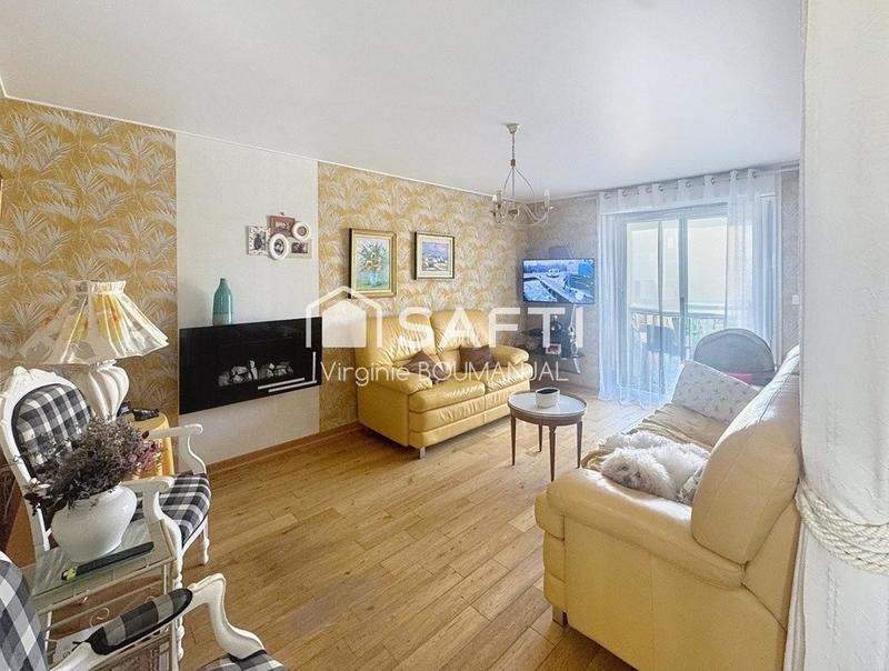 Maison - 200 m² - 5 pièces