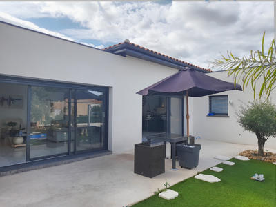 Villa - 200 m² - 5 pièces