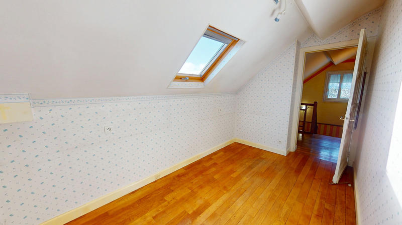 Maison - 120 m² - 6 pièces