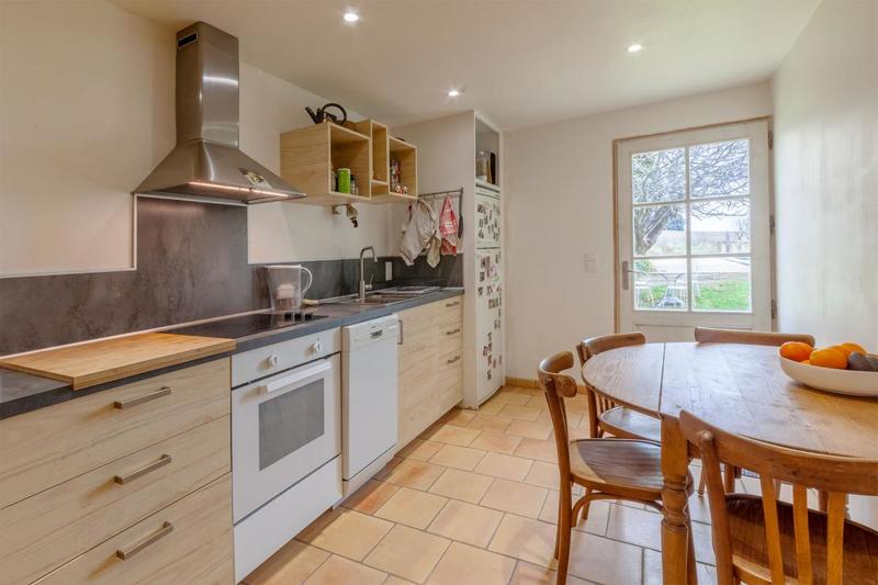 Propriété - 341 m² - 9 pièces