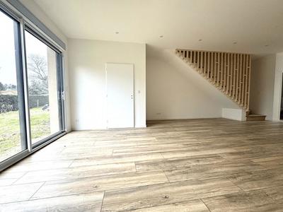 Appartement - 180 m² - 5 pièces