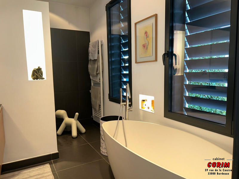 Maison contemporaine - 130 m² - 5 pièces