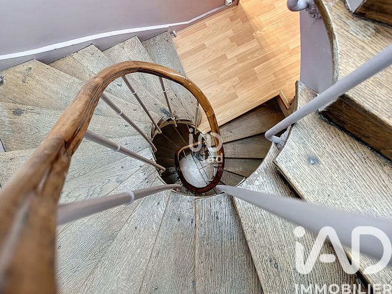 Maison - 195 m² - 8 pièces