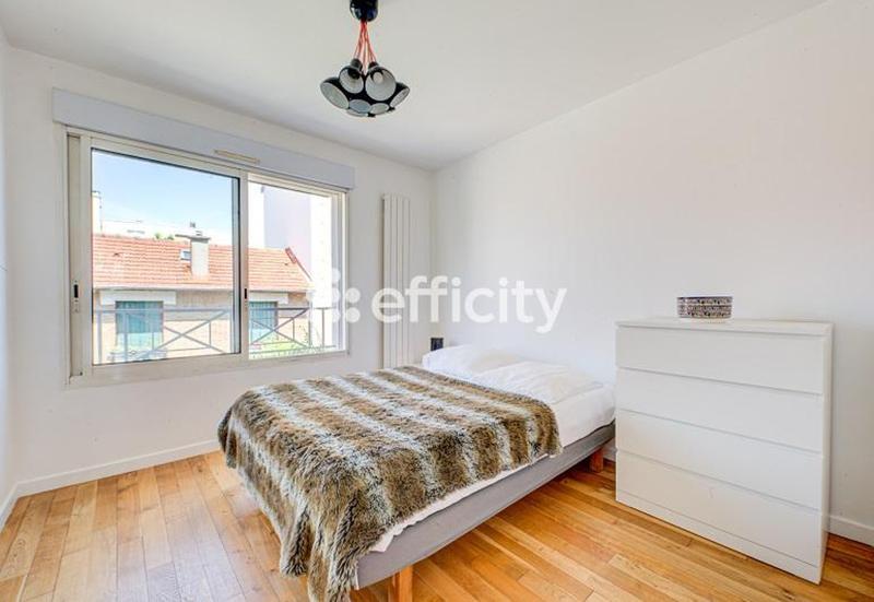 Maison - 200 m² - 9 pièces