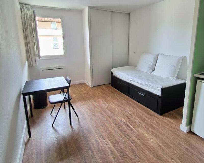 Studio - 18 m² - 1 pièce