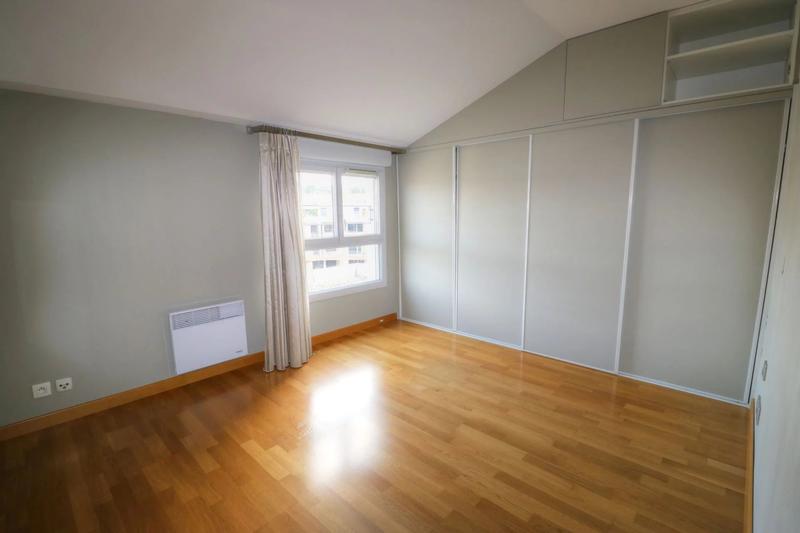 Appartement - 133 m² - 5 pièces