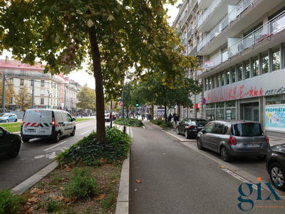 Local commercial - 363 m²