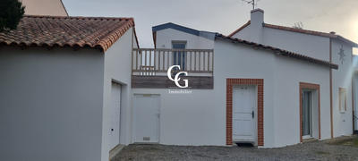 Maison - 94 m² - 4 pièces