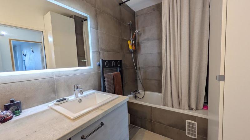 Appartement - 65 m² - 4 pièces