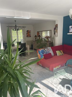 Maison - 184 m² - 6 pièces