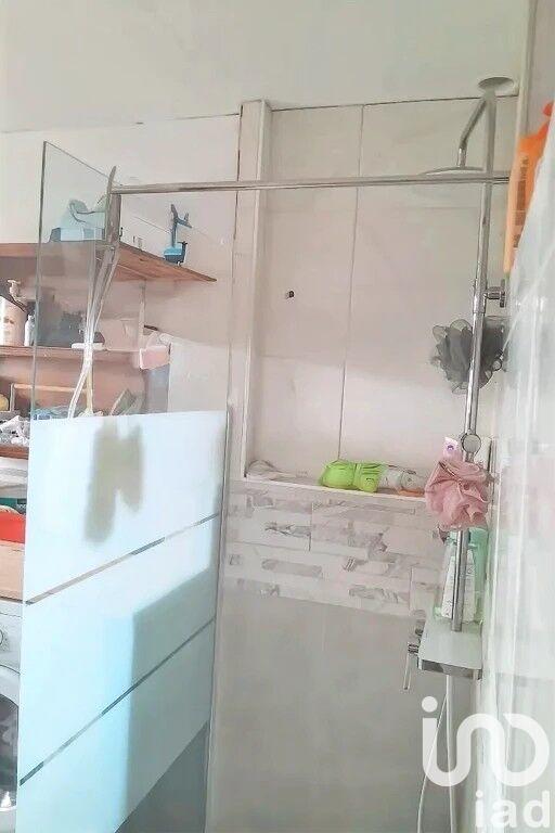 Maison - 230 m² - 7 pièces