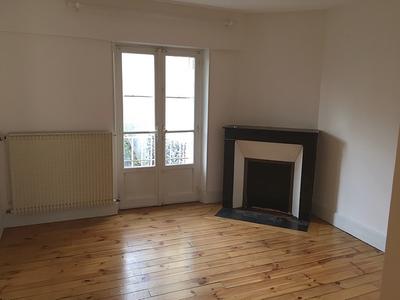 Appartement - 88 m² - 5 pièces