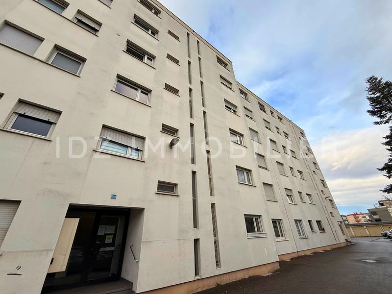 Appartement - 75 m² - 4 pièces