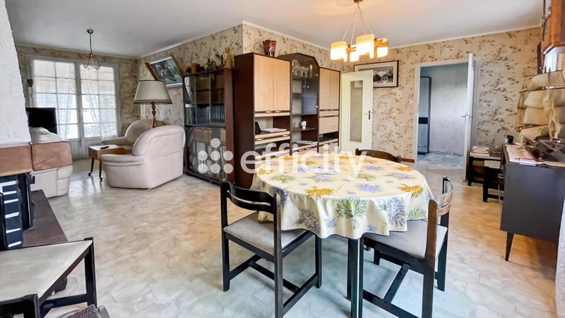Maison - 90 m² - 4 pièces