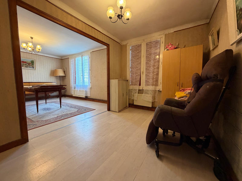 Maison - 104 m² - 6 pièces