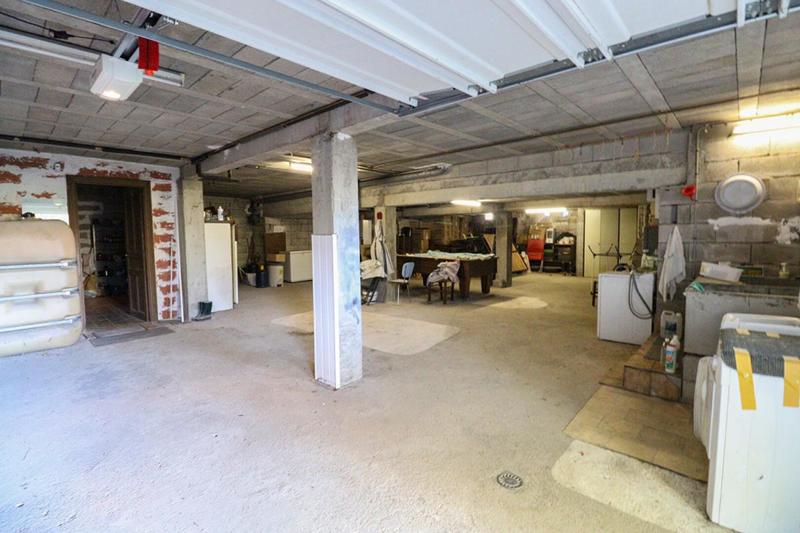 Maison - 163 m² - 8 pièces