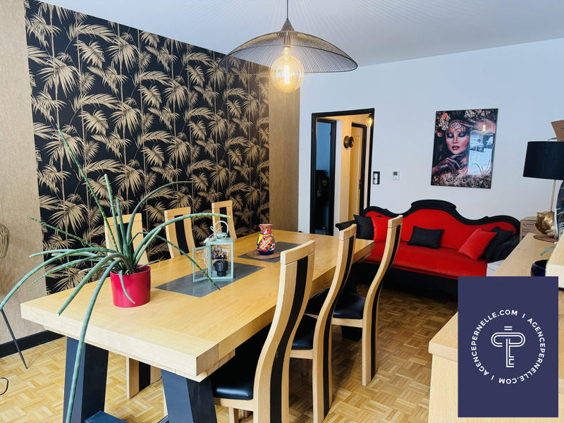 Appartement - 79 m² - 3 pièces