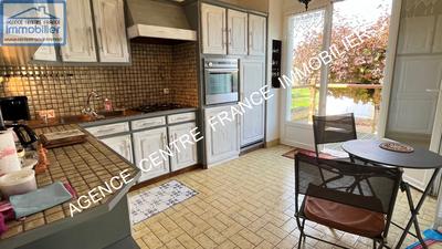 Maison - 104 m² - 5 pièces