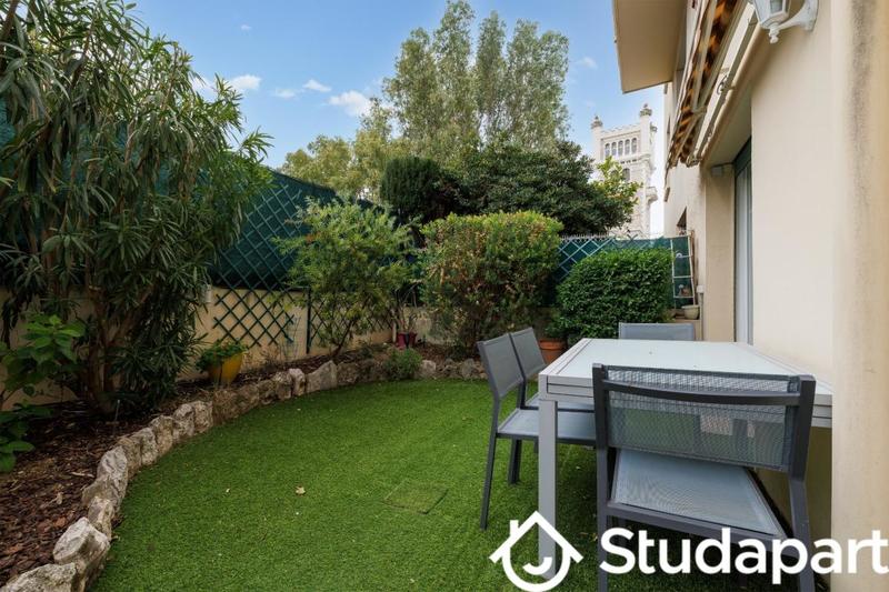 Appartement - 90 m² - 4 pièces