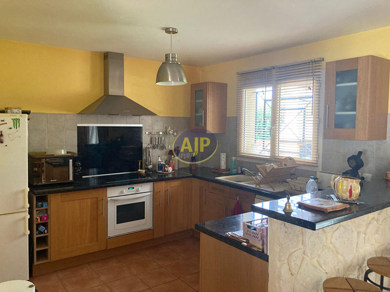 Maison - 103 m² - 5 pièces