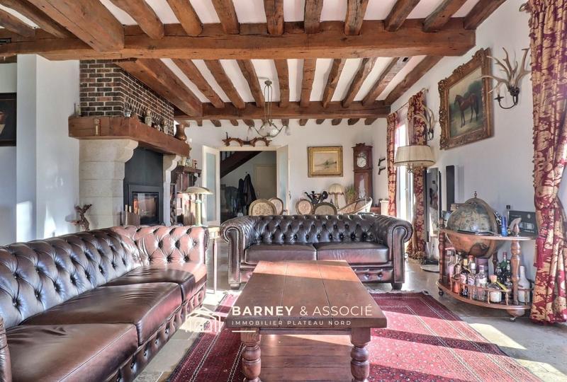 Maison - 253 m² - 10 pièces