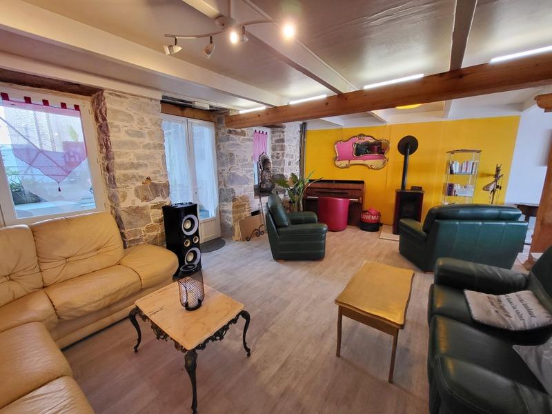 Maison - 110 m² - 7 pièces