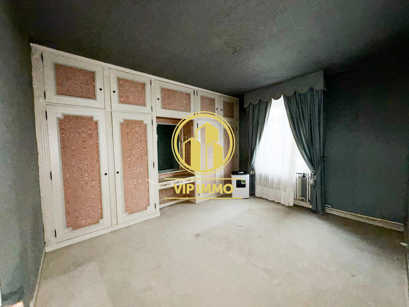 Maison - 166 m² - 8 pièces