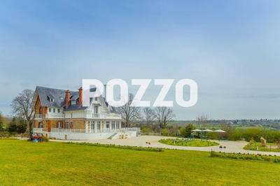 Maison - 700 m² - 15 pièces