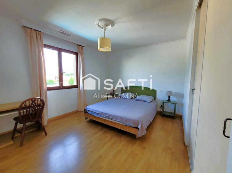 Maison - 159 m² - 4 pièces