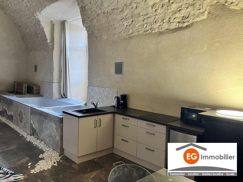 Bastide - 600 m² - 8 pièces