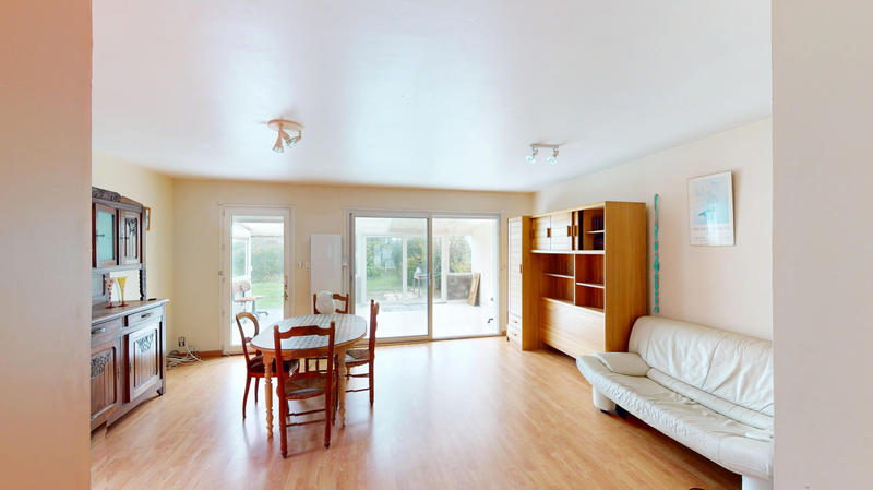 Maison - 104 m² - 5 pièces