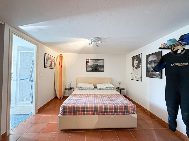 Maison chambre d'hôtes - 545 m² - 18 pièces