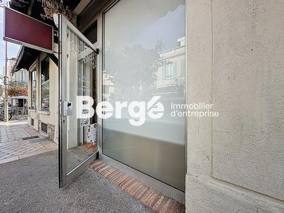 Fonds de commerce - 49 m²