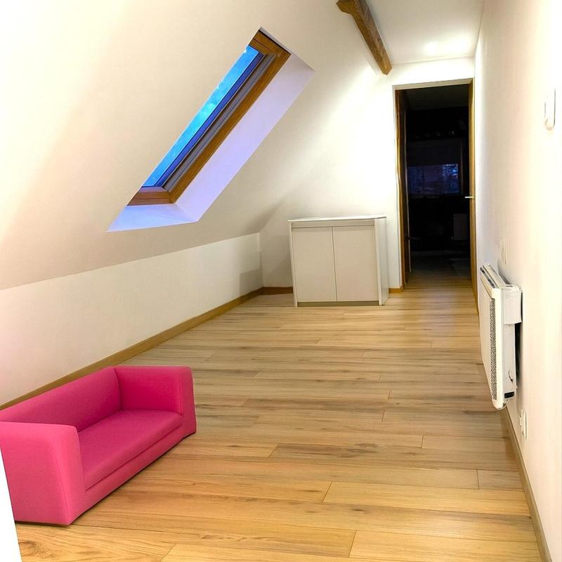 Maison - 220 m² - 9 pièces