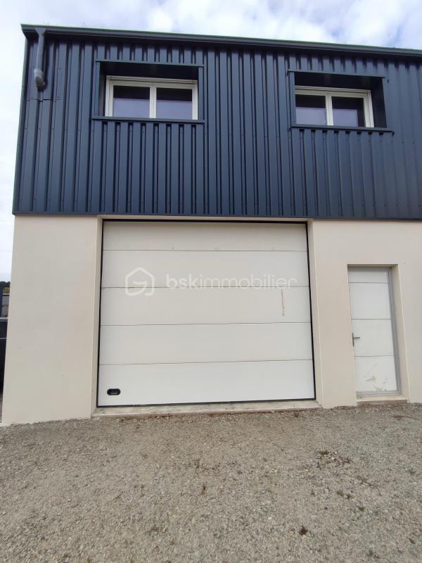 Bureau - 153 m² - 1 pièce