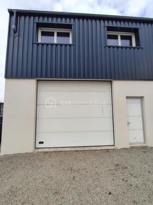 Bureau - 153 m² - 1 pièce