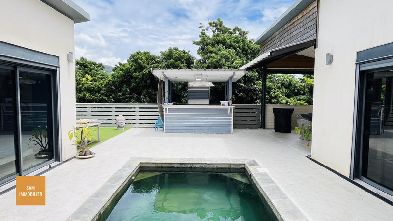 Villa - 141 m² - 5 pièces