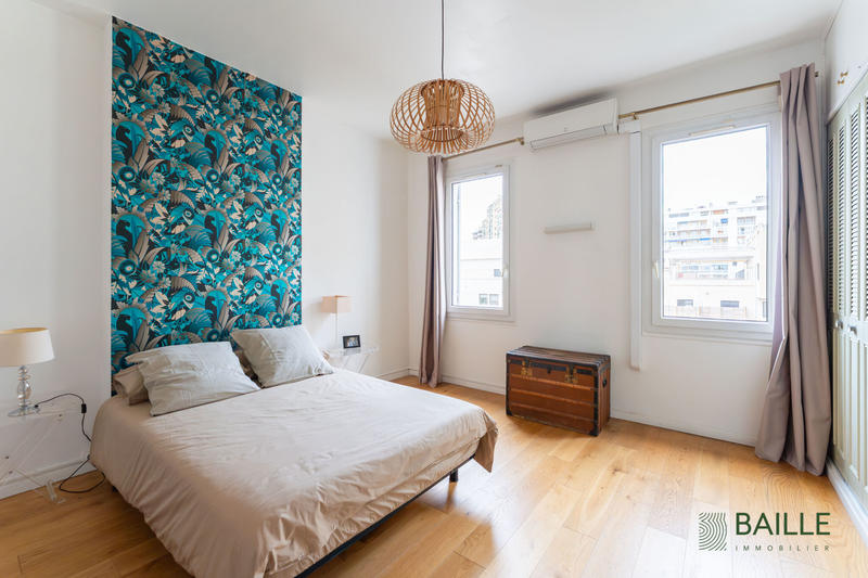 Appartement - 164 m² - 5 pièces