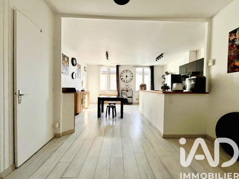 Appartement - 60 m² - 3 pièces