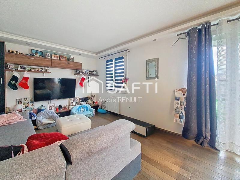 Maison - 98 m² - 5 pièces