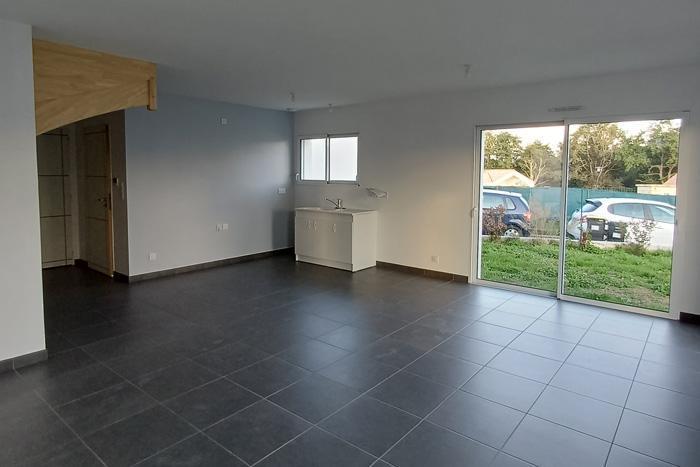 Maison - 86 m² - 4 pièces