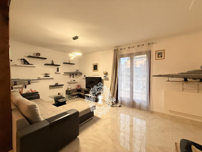 Maison - 162 m² - 7 pièces