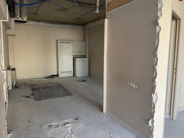 Local commercial - 317 m²