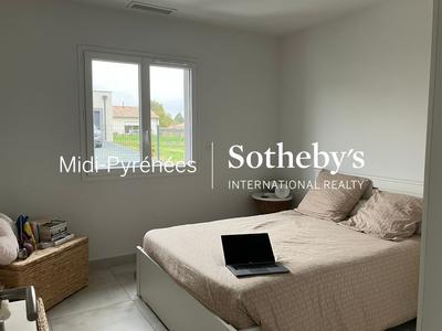 Maison - 105 m² - 4 pièces