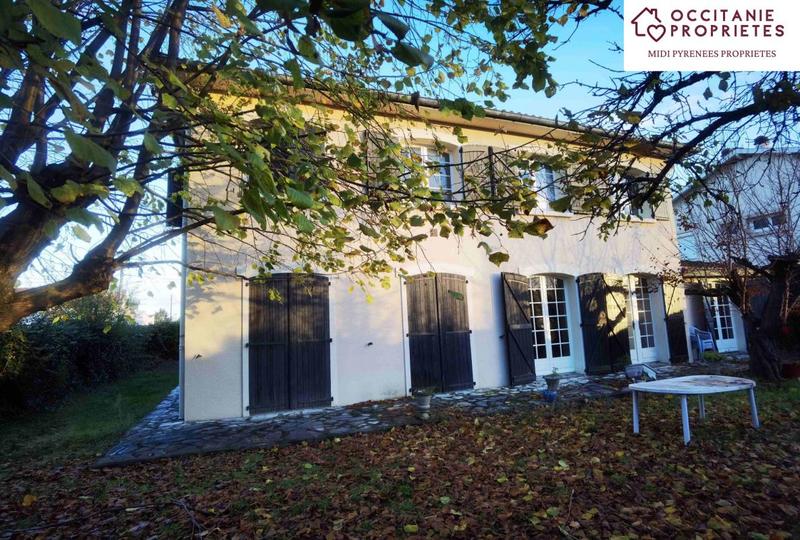 Villa - 170 m² - 9 pièces