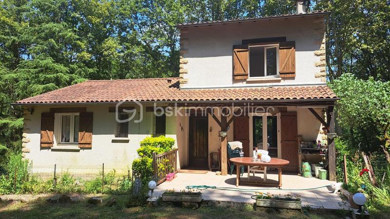 Maison traditionnelle - 108 m² - 5 pièces