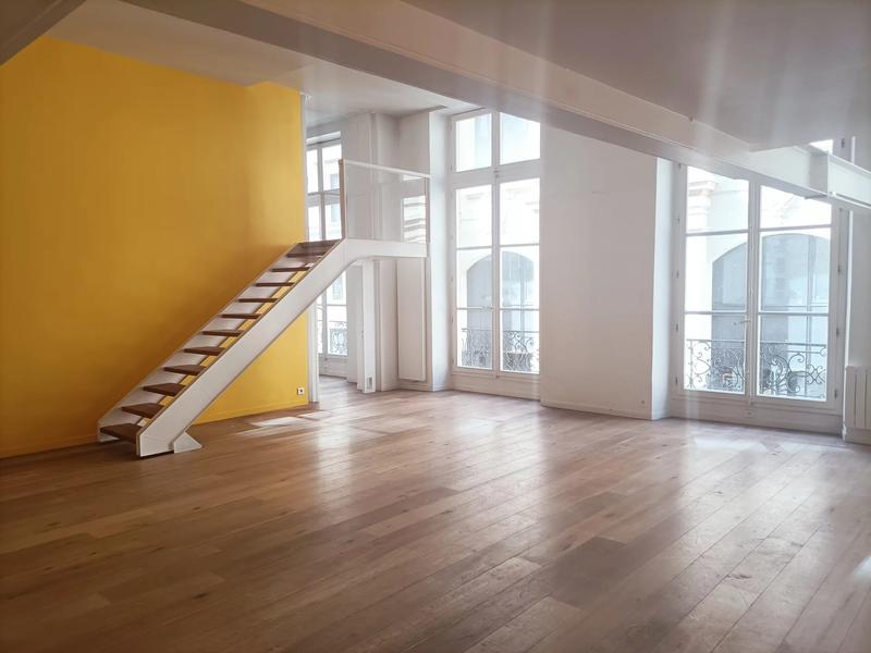 Appartement - 233 m² - 5 pièces