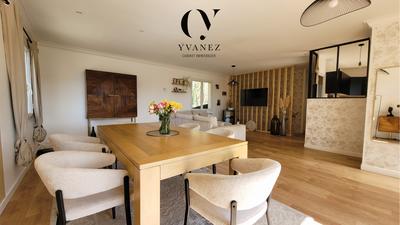 Maison - 151 m² - 6 pièces